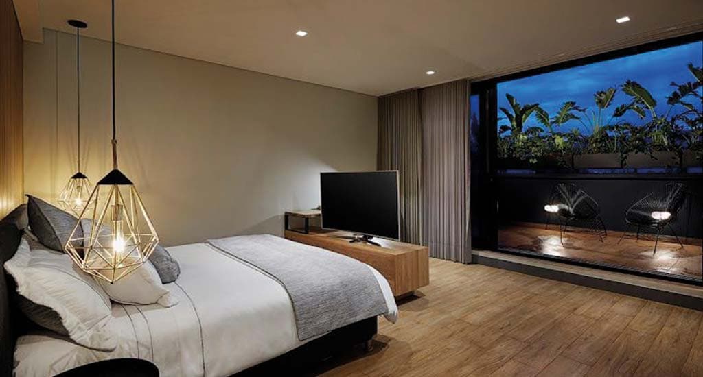 14 Urban Hotel