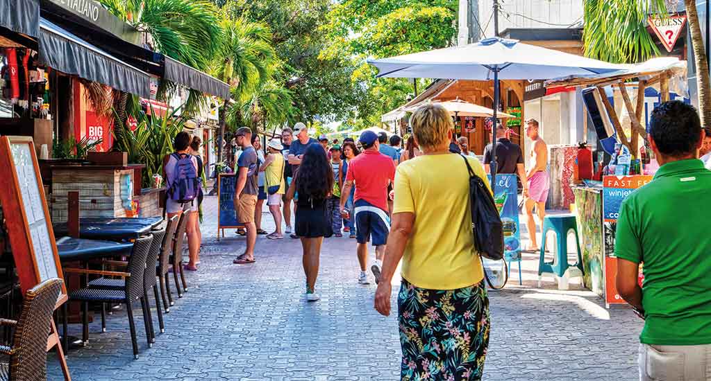 5th Avenue in Playa del Carmen