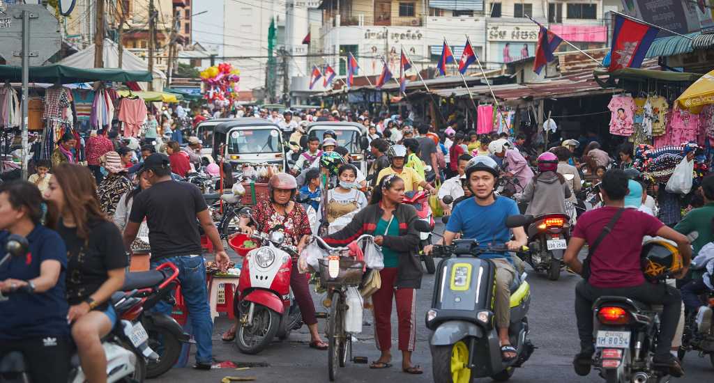 Busy Phnom Penh streets