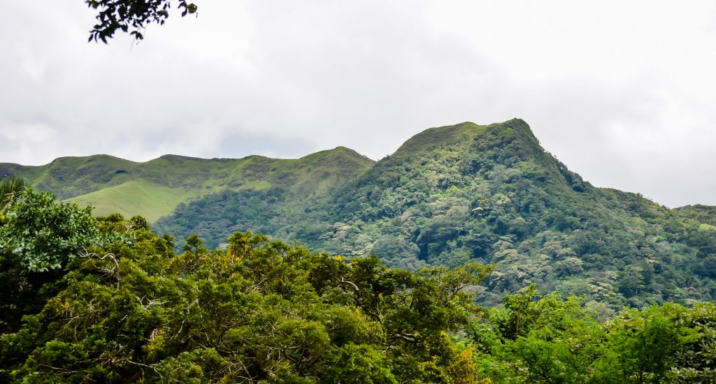 Mountain ranges in Anton Valley Panama